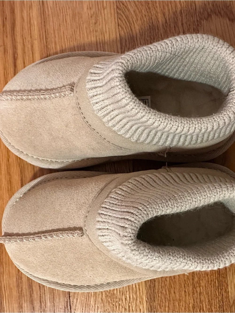 UGG Kids Booties in Chestnut Tan